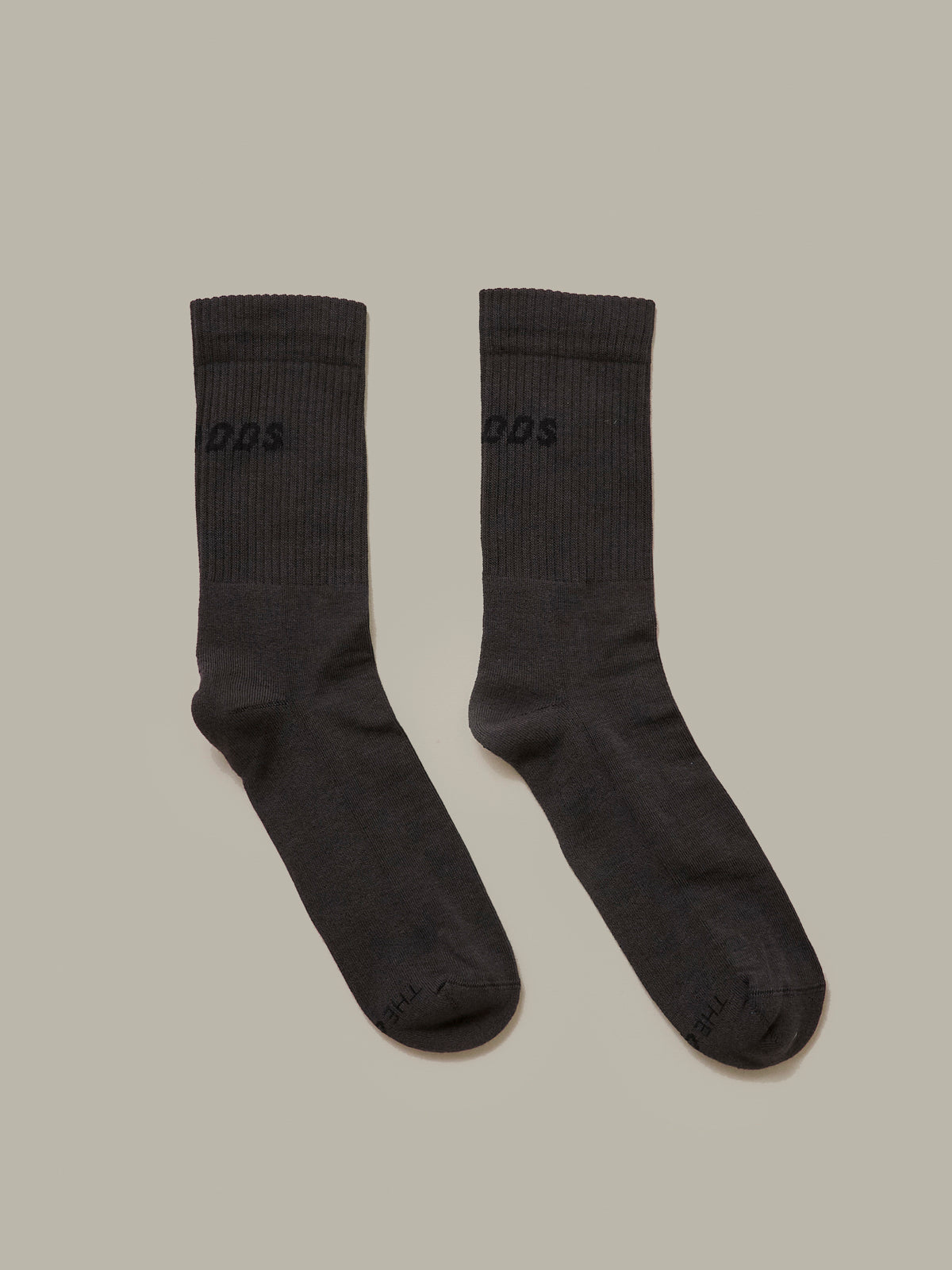 Neo Socks With The Storm Grey Tone-On-Tone Logo/ alphabet
