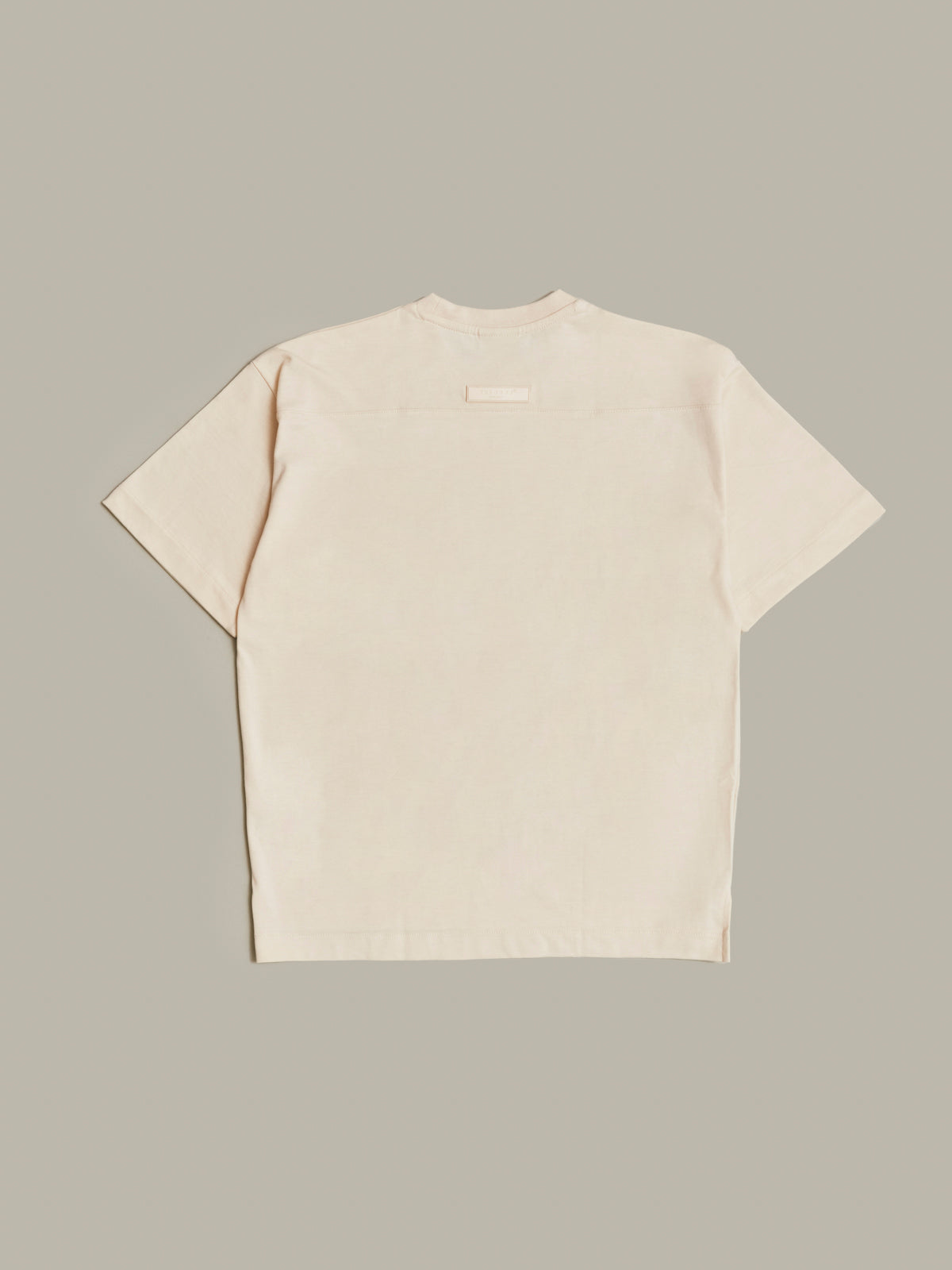 Loose T-Shirt Buttercream/ alphabet